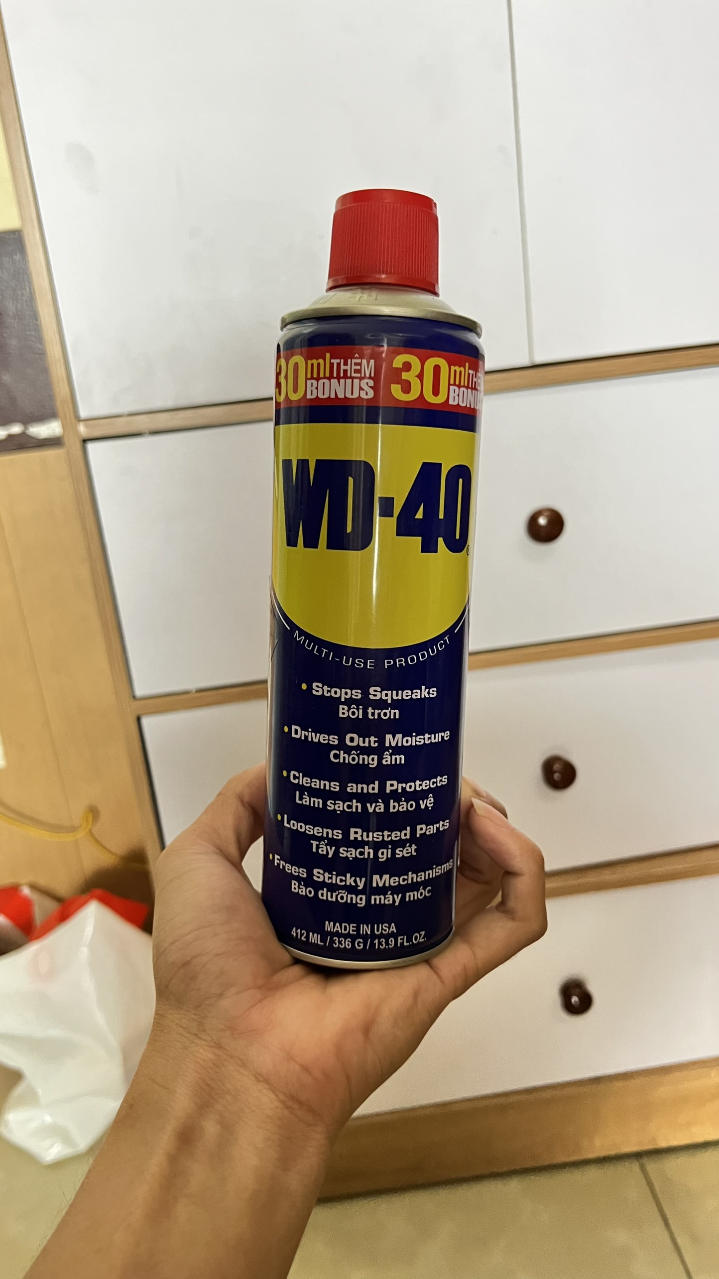 Chai xịt chống rỉ bôi trơn WD-40