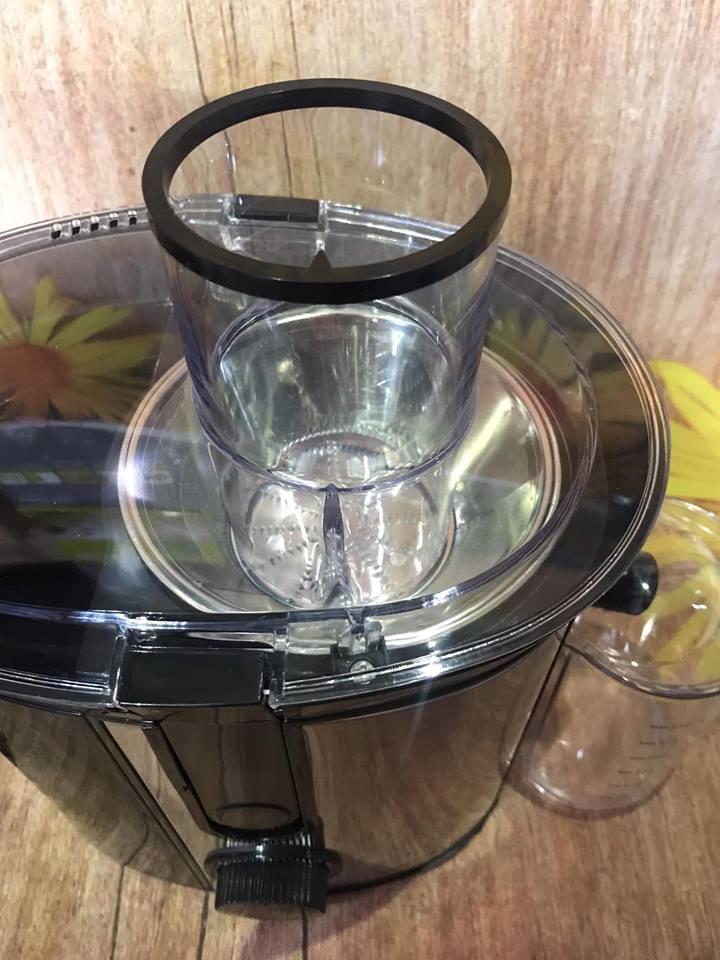 Máy Ép Trái Cây Tốc Độ Cao Lock&Lock ELJE-100 (600W) - Đen