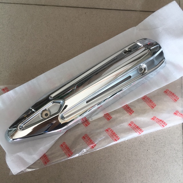 Ốp pô zin hãng inox xe Exciter 135 đời 2011.(không ốc)