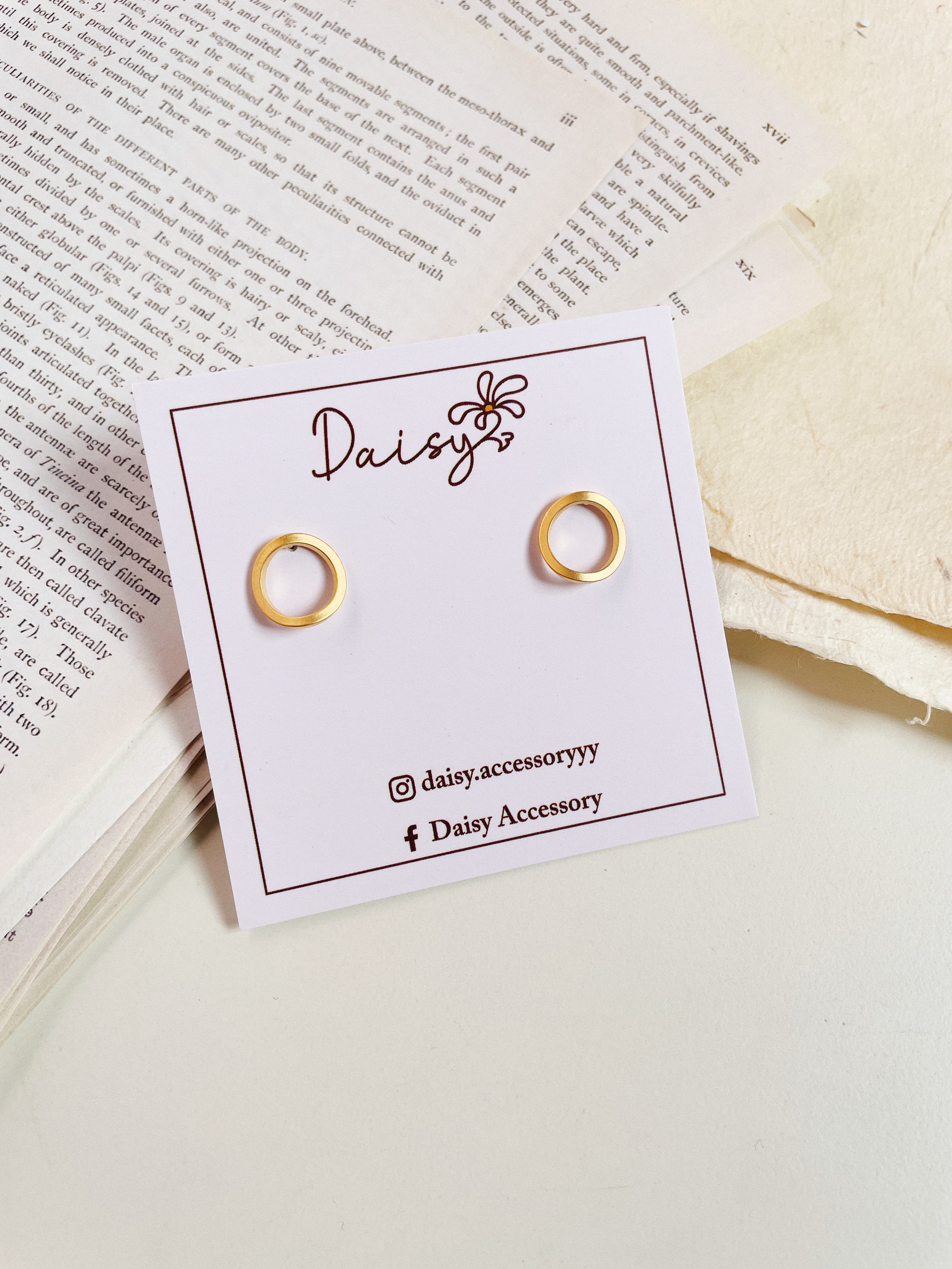 Khuyên tai basic dáng chữ O |daisy.accessory.hn|