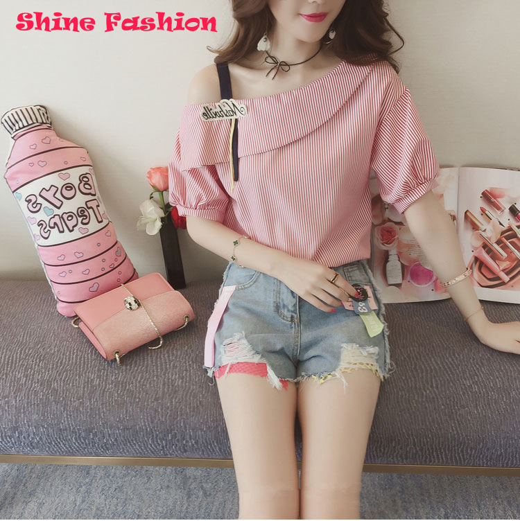 Áo kiểu nữ trễ vai dễ thương A04