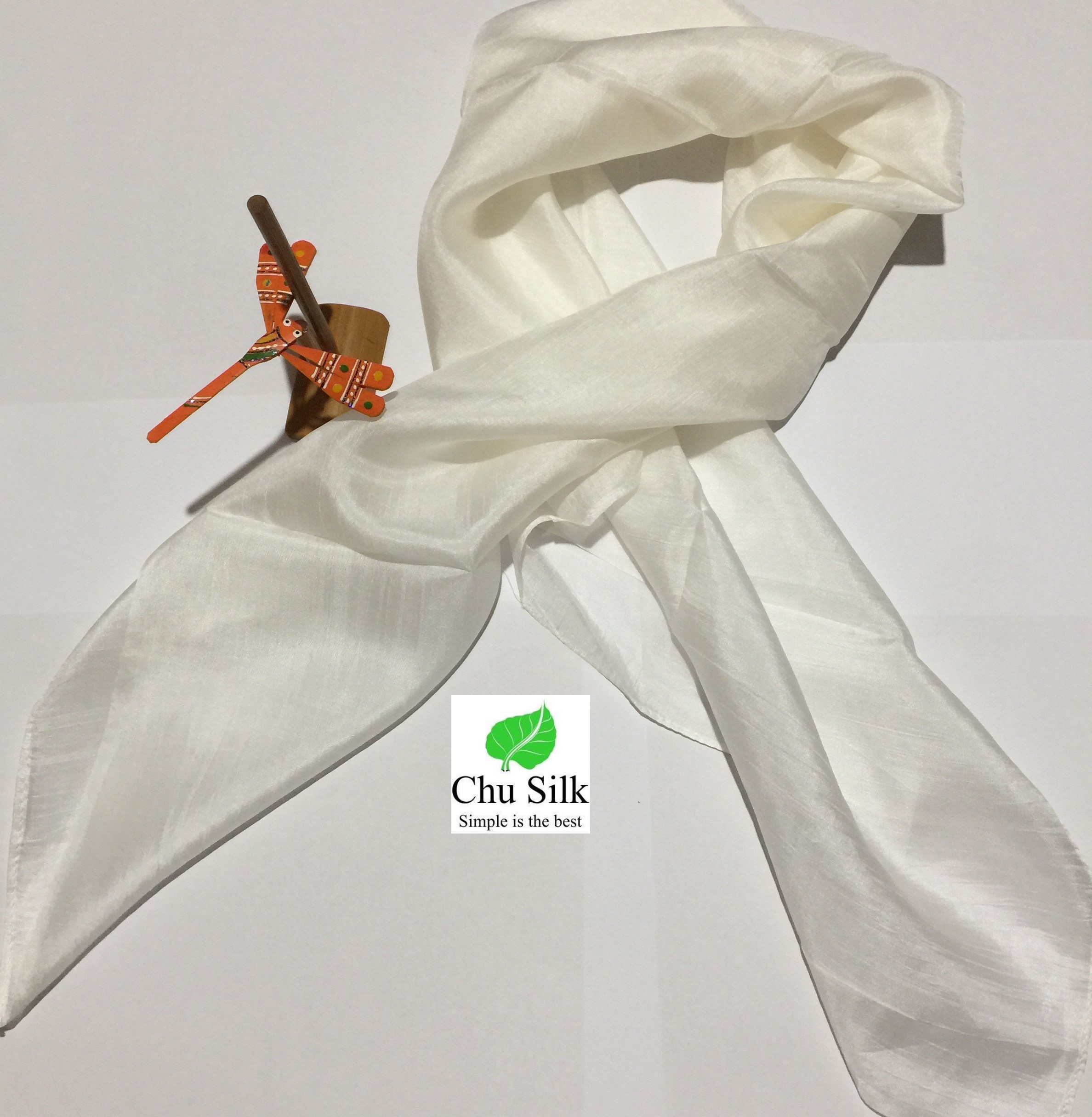 KHĂN QUÀNG LỤA TƠ TẰM 100% CHU SILK VUÔNG 90*90CM