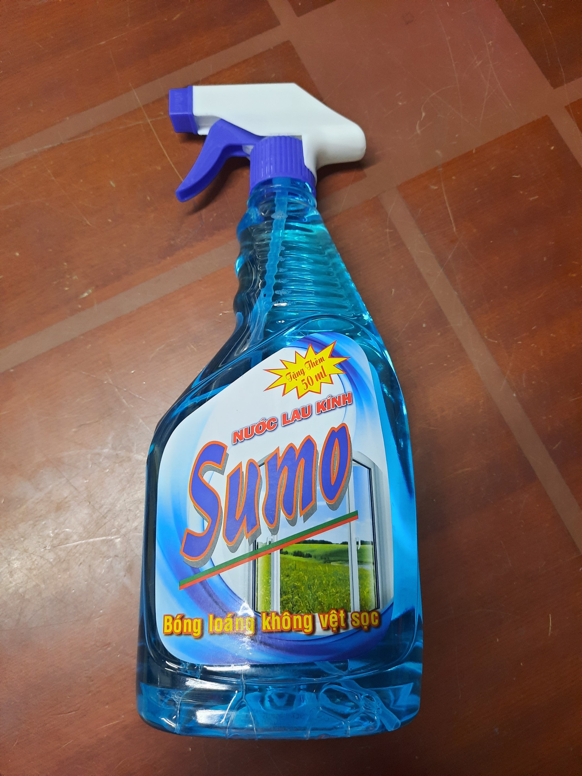 Nước lau kính Sumo 800ml Tặng thêm 50ml