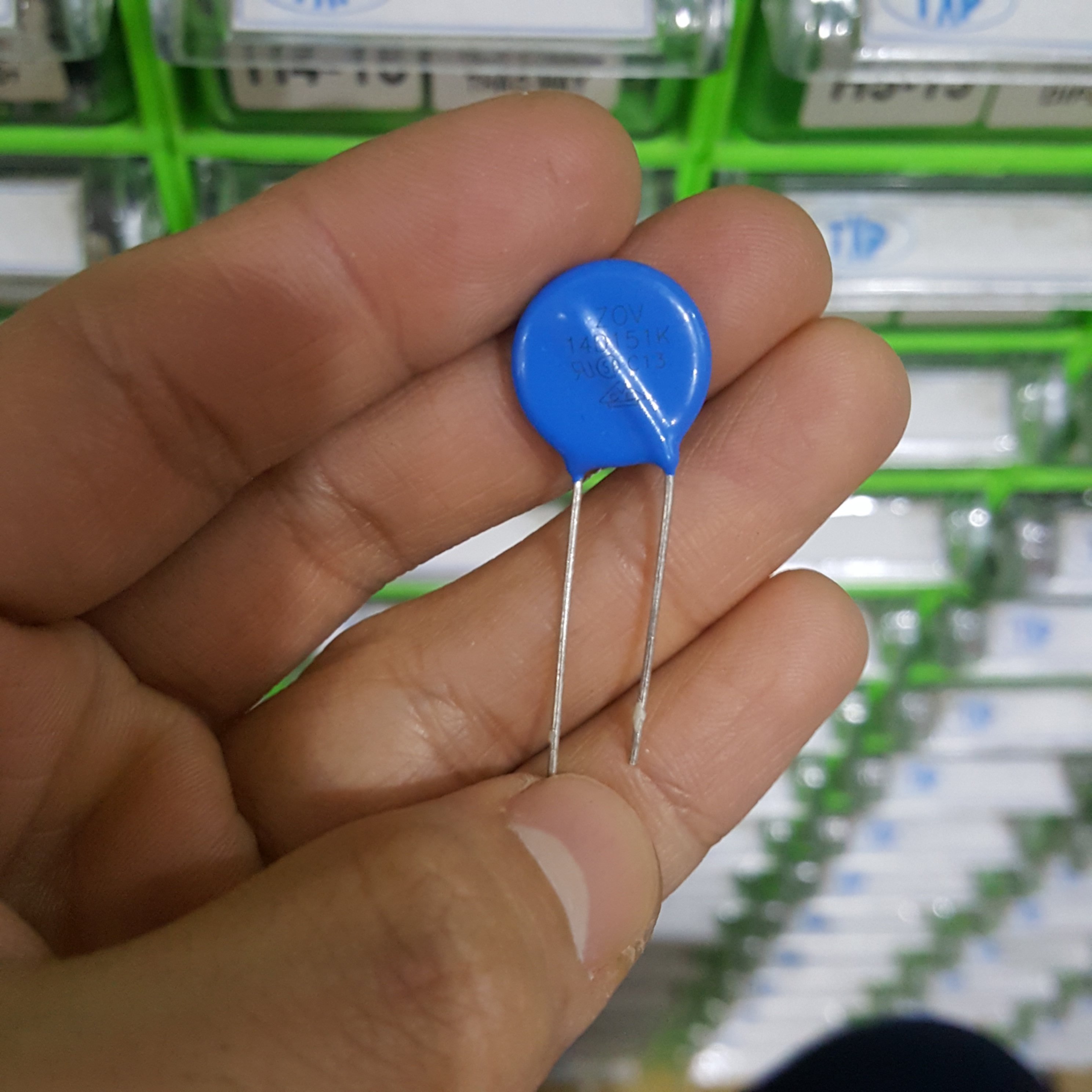 Tụ chống sét 14d151k