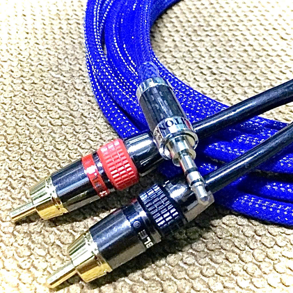 dây phát nhạc laptop Jack 3.5mm sang 2 đầu Jack hoa sen