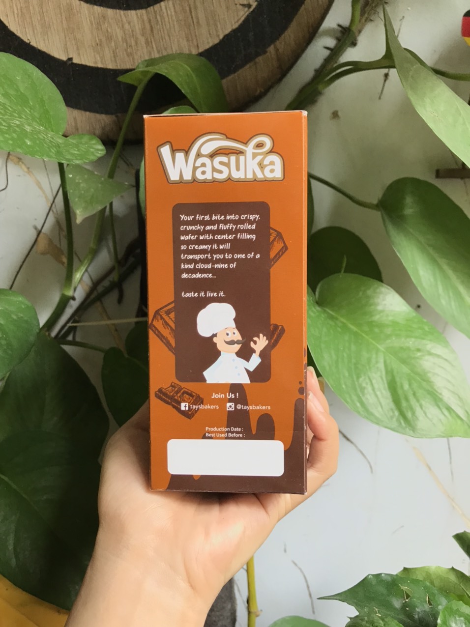 Bánh Quế Wasuka Premium Rolled Wafer Vị Sôcôla Chocolate (Hộp 180g)