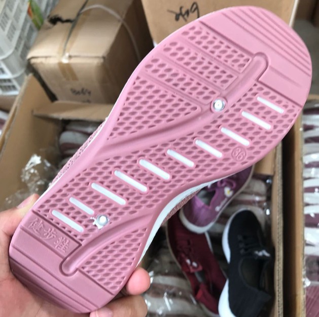 Giày thể thao nữ hoa cúc đi bộ cực êm siêu xinh V253