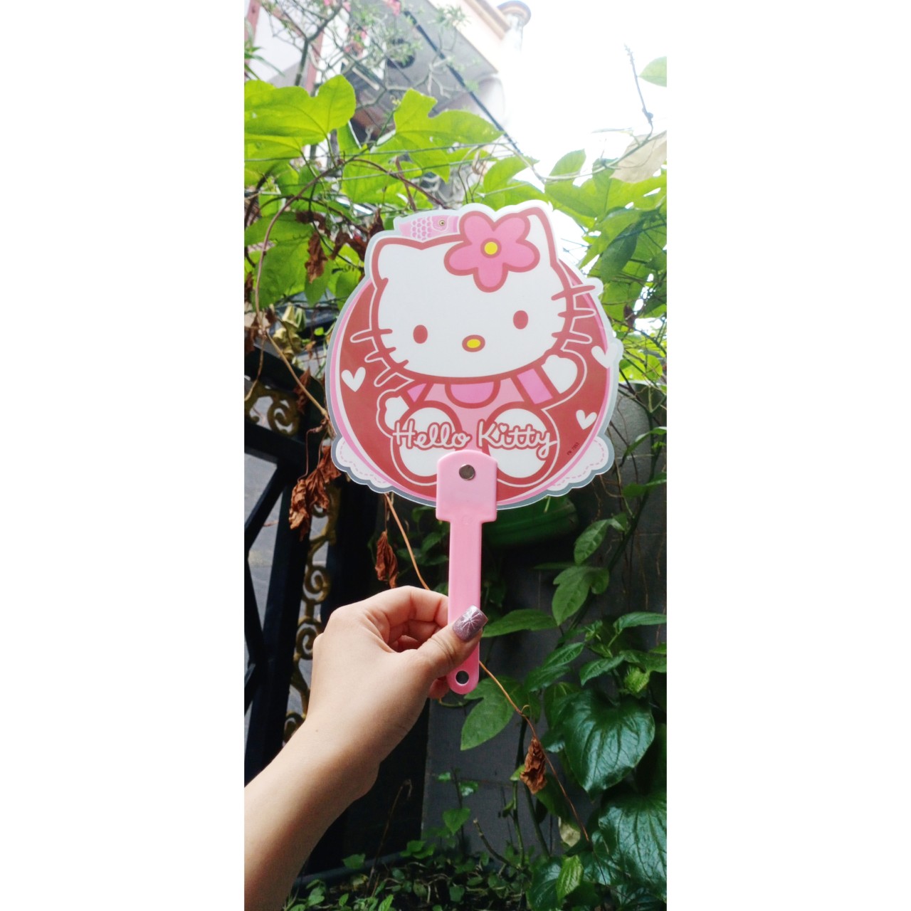 [HCM]QUẠT TRÒN CẦM TAY HELLO KITTY
