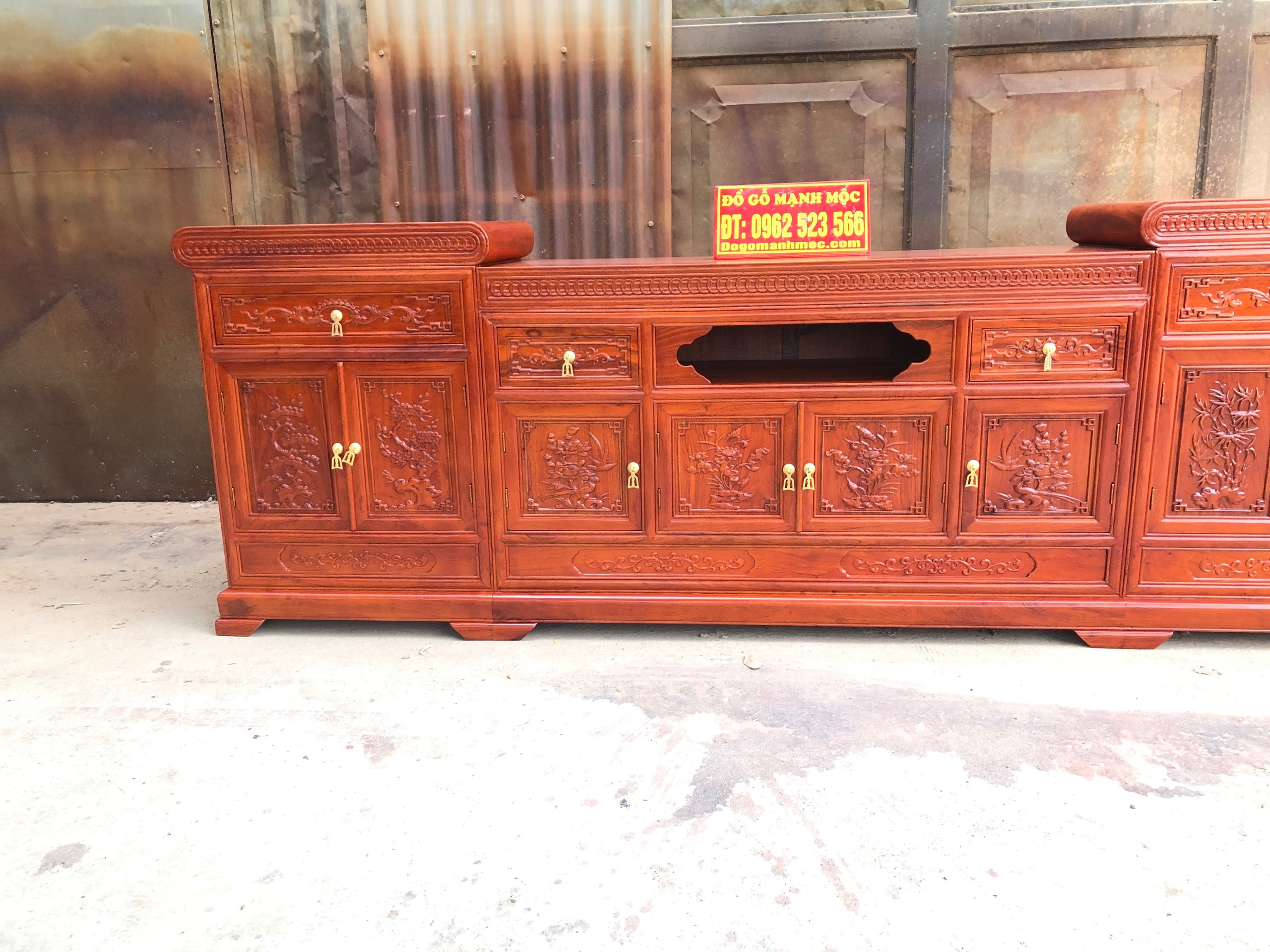 Kệ Tivi Gỗ Mõ Lõm Gỗ Hương Đá