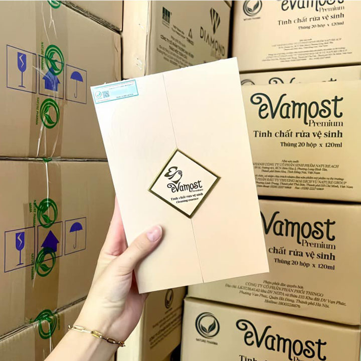 Evamost Premium Feminine Hygiene Solution (120ml Bottle)