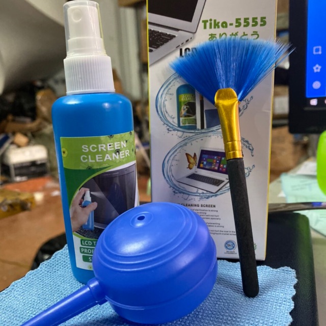 Bộ vệ sinh laptop 4 món, cam kết hàng đúng mô tả, chất lượng đảm bảo an toàn đến sức khỏe người sử dụng, đa dạng mẫu mã, màu sắc, kích thước