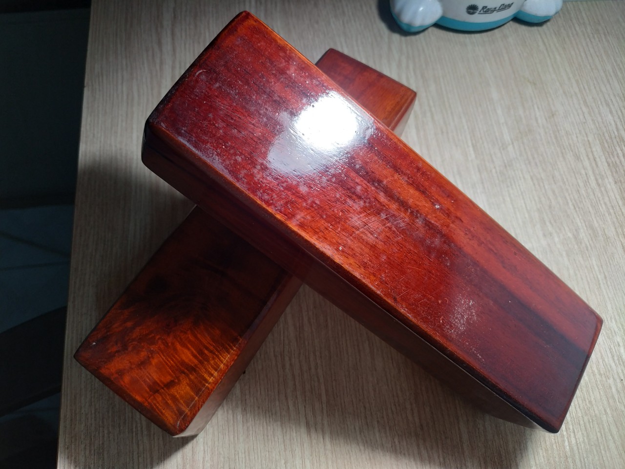 CỤC GỖ ỦI QUẦN ÁO LOẠI TỐT