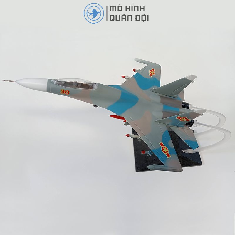 Mô Hình Máy Báy Su-30 Cờ KQVN Dài 33cm ABS