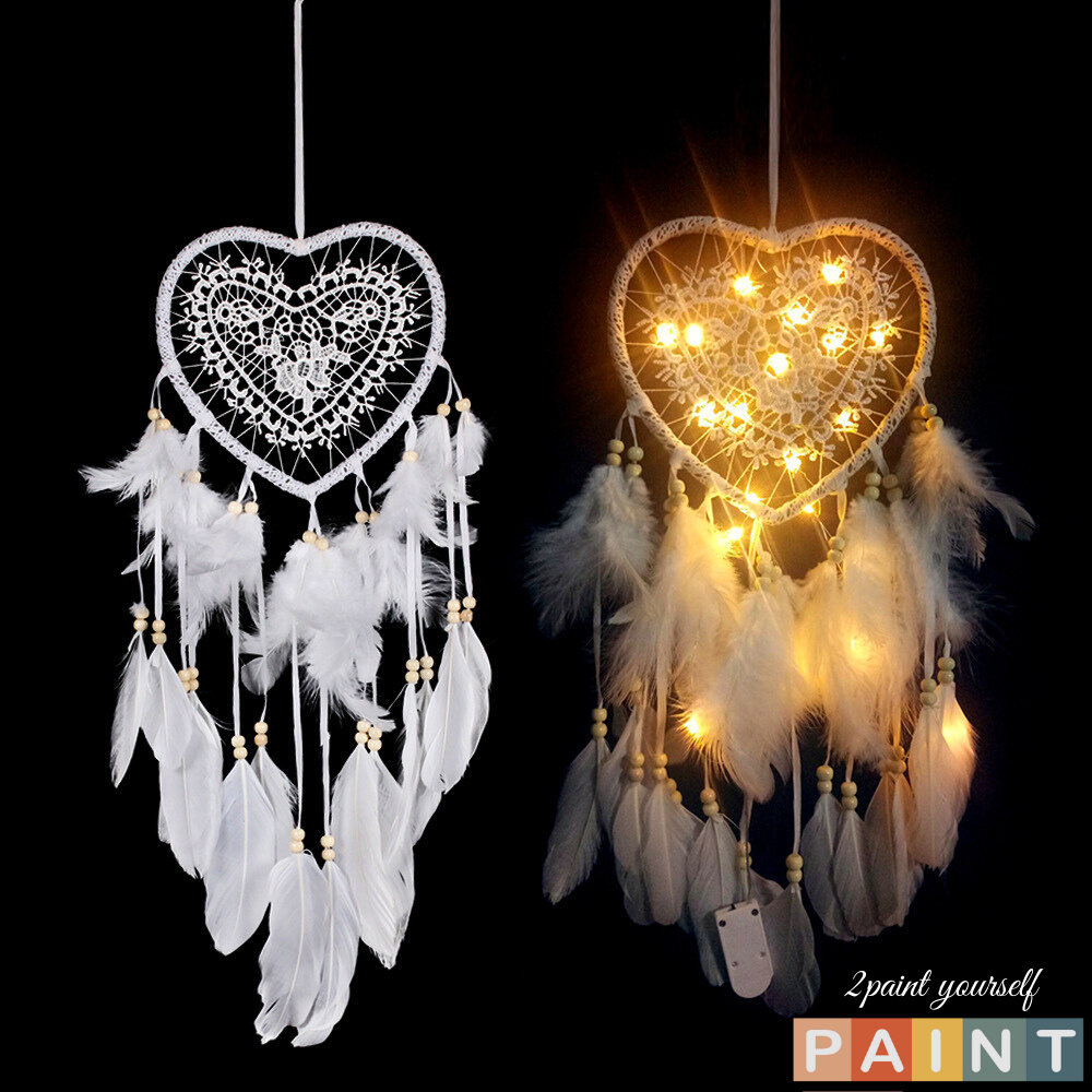 Dreamcatcher lông vũ gắn đèn led hình tim, Đèn led trang trí
