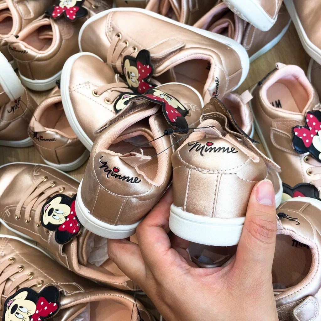 Giầy Sneaker nhũ đồng H&M mickey cho bé gái