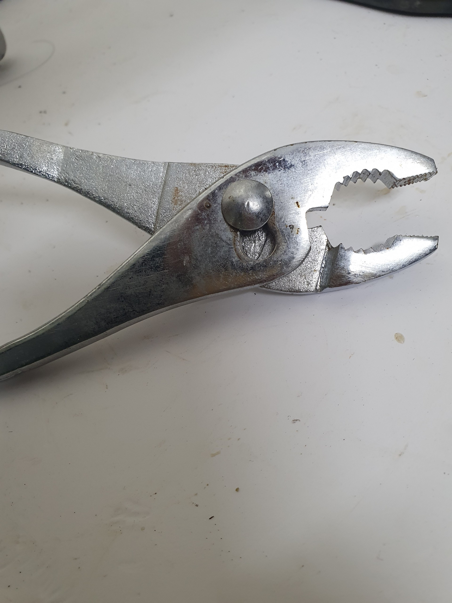 Kìm dài 21cm hàng bãi  Nhật