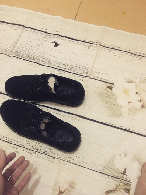 Giày Dr Martens Da Bò Lộn -Bảo Hành 12 Tháng