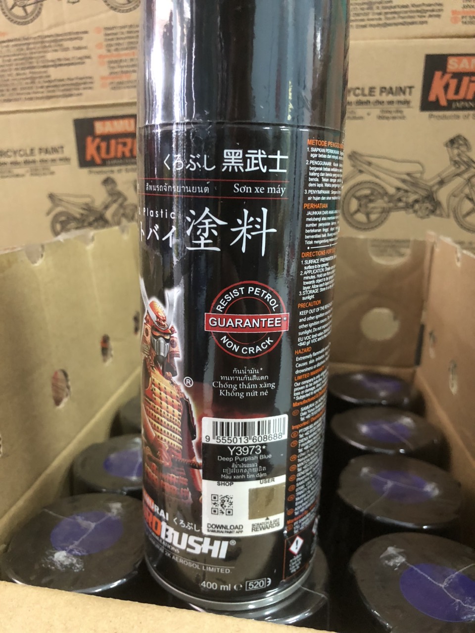 Sơn xịt Samurai [Chính Hãng]. Màu xanh tím đậm – Y3973* (Xanh GP)
