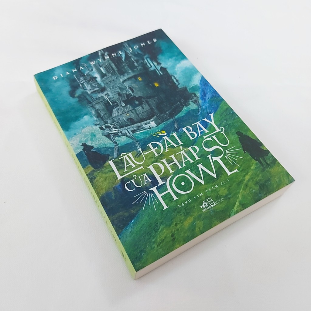 Sách - Lâu đài bay của pháp sư Howl