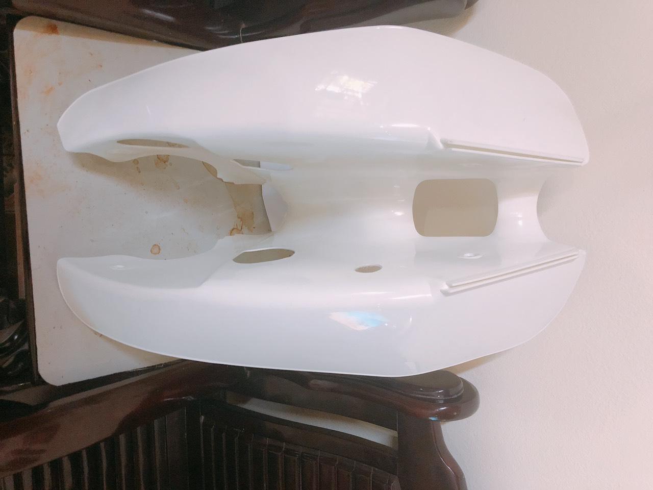 Yếm xe honda cub 80 ( máy cánh) kèm miếng che lọc gió