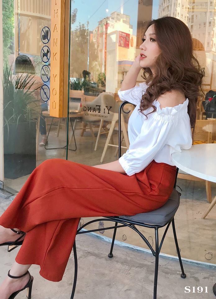 Sét bộ trễ vai áo trắng với quần đỏ dài ống rộng cực xinh TTSA0079