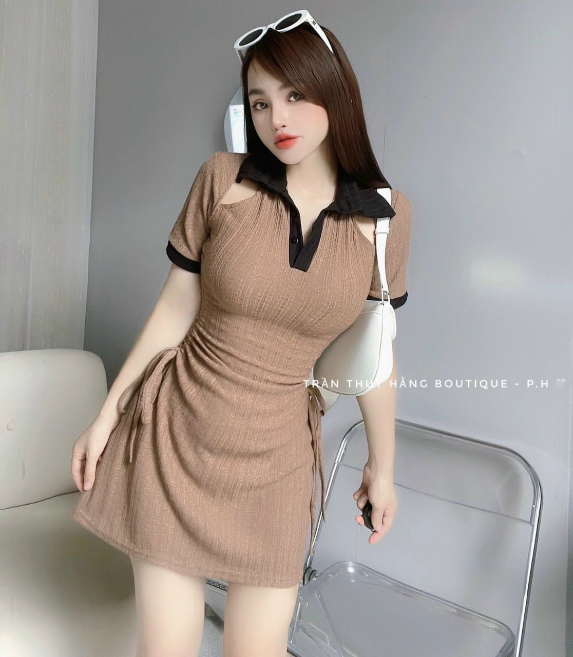 Đầm thun gân body váy polo tay ngắn rút dây eo tôn dáng mặc đi chơi 3 màu cơ bản trắng đen nâu sành điệu