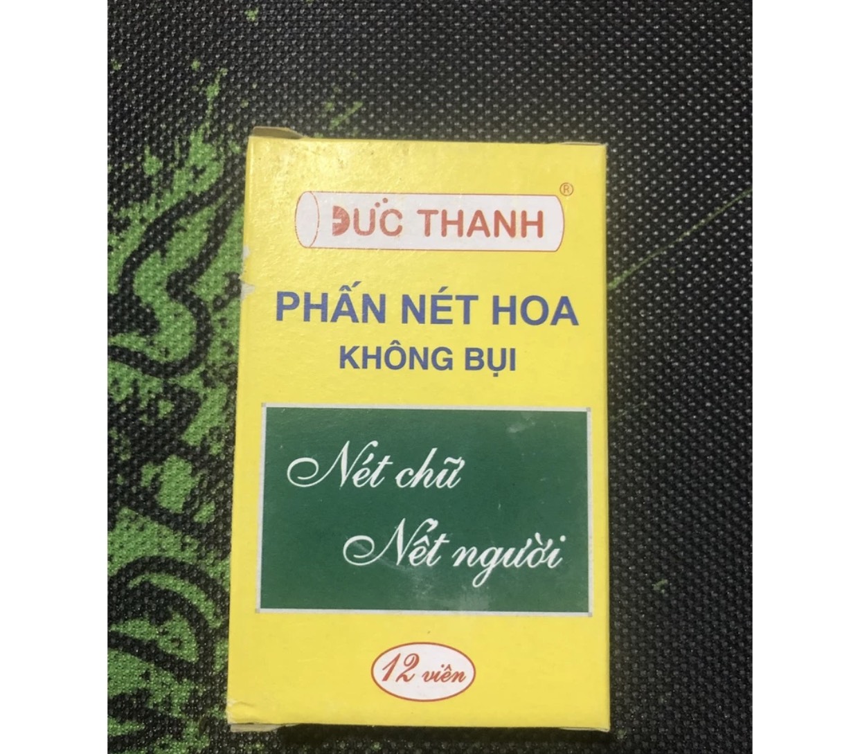 Hộp 12 Viên Phấn Trắng Nét Hoa Đức Thanh