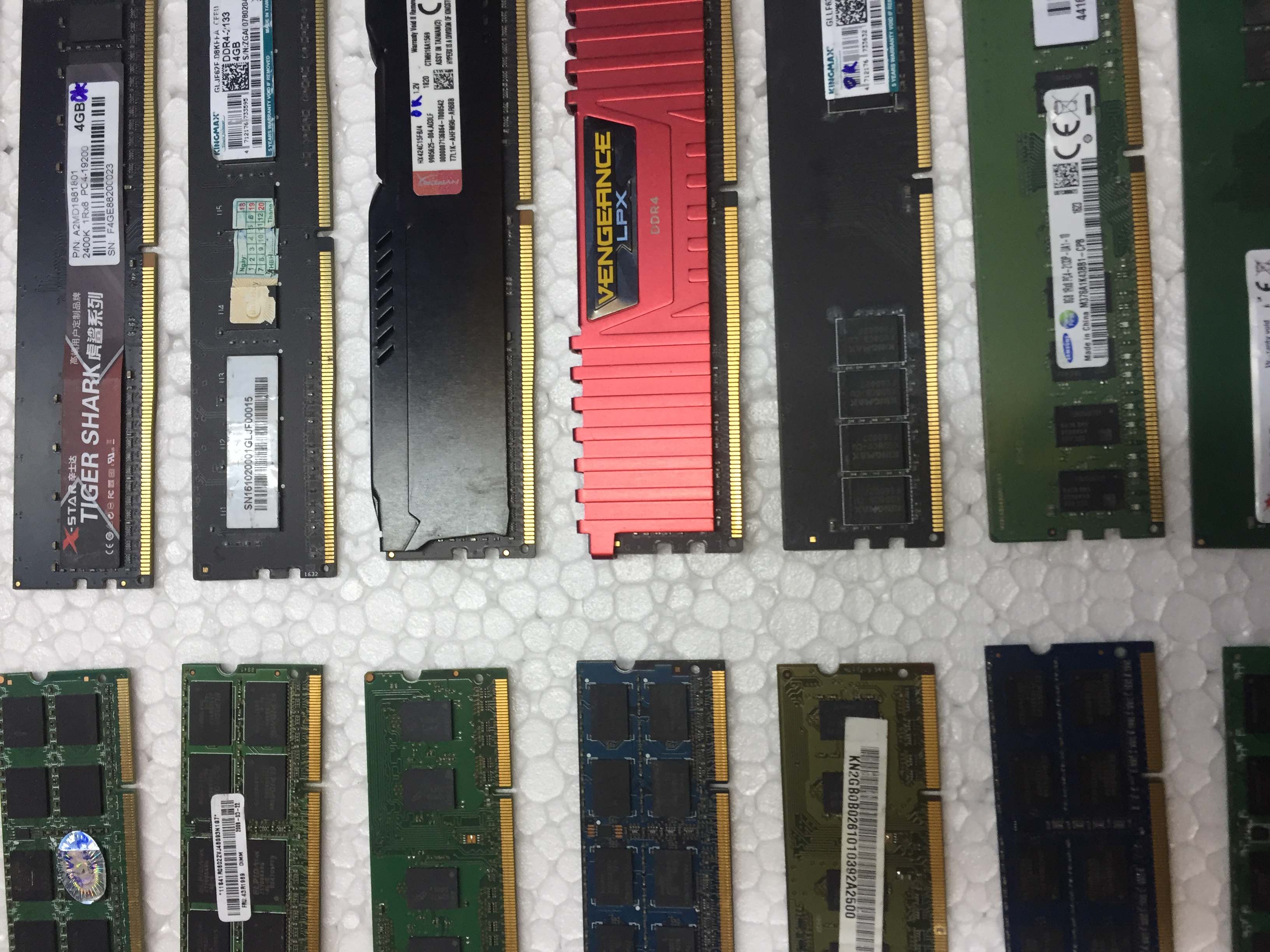 RAM 4G DDR4 Tản nhiệt Bus 2133 2400 cho PC