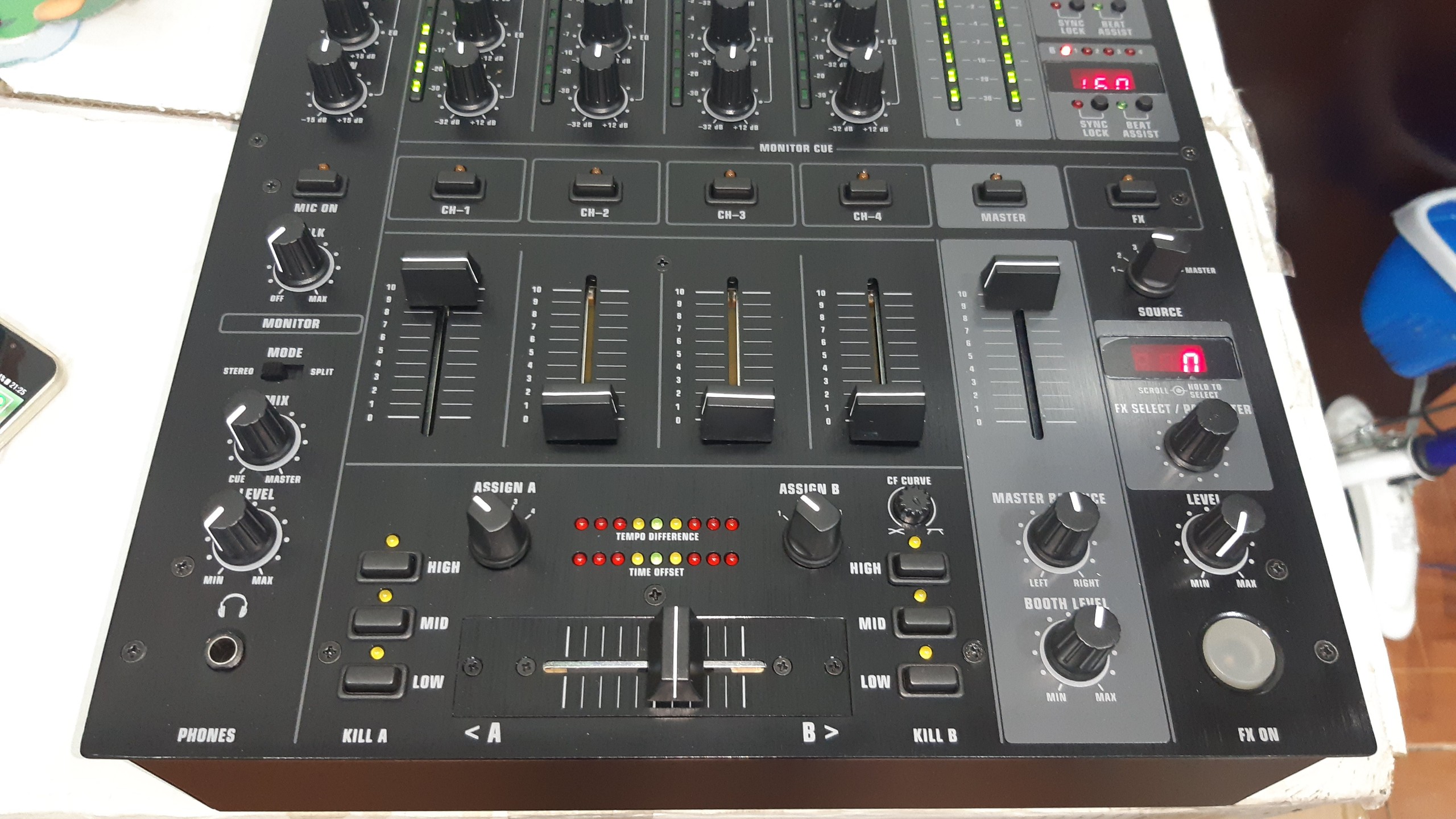 Máy trộn DJ PRO MIXER DJX750