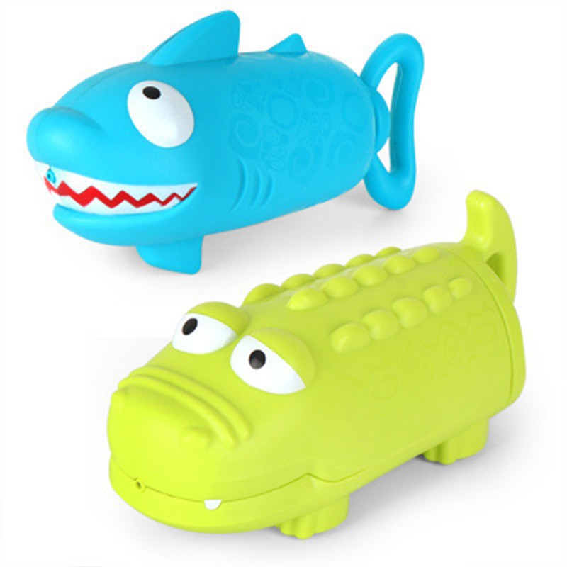 4 patterns funny fish shot water toys