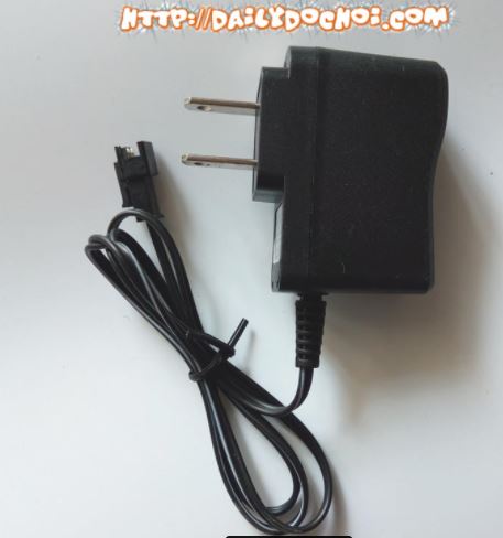 Sạc pin niken cho ô tô điều khiển từ xa 3.6V chân dăm đen càng cua