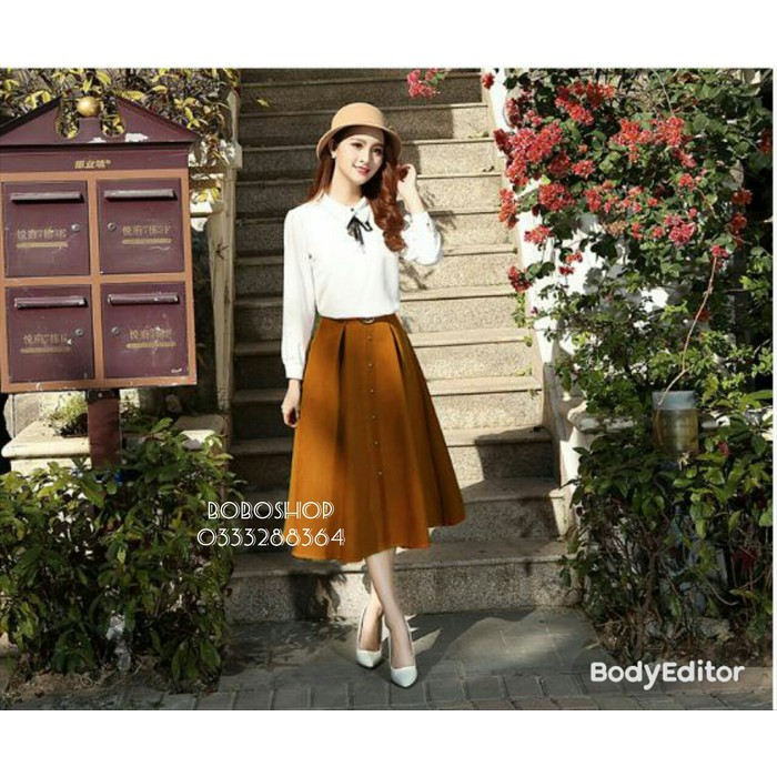 Chân váy xòe xếp ly kèm belt kết nút