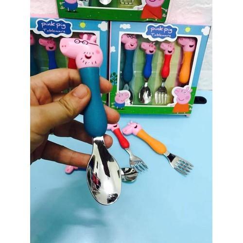 Bộ muỗng nĩa thìa inbox hình gia đình lợn siêu cute