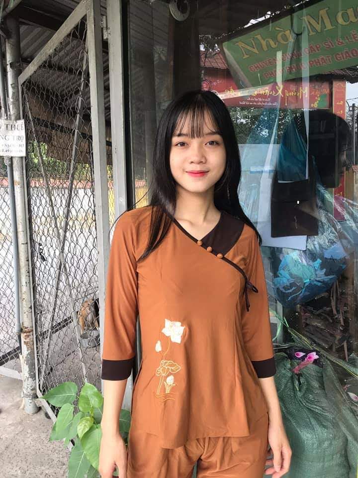Đồ lam đi chùa nữ - mẫu thun tim nơ