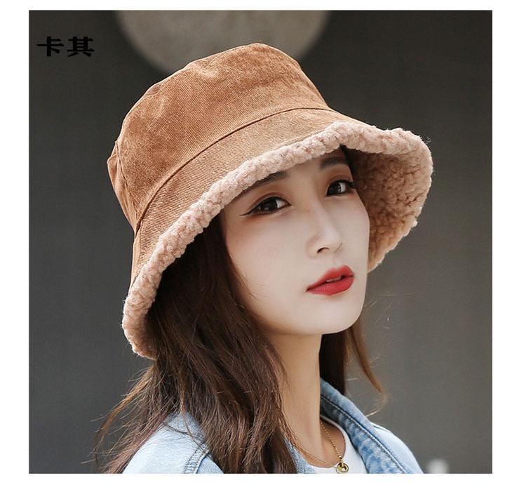 Mũ buclet lông cừu đội được 2 mặt