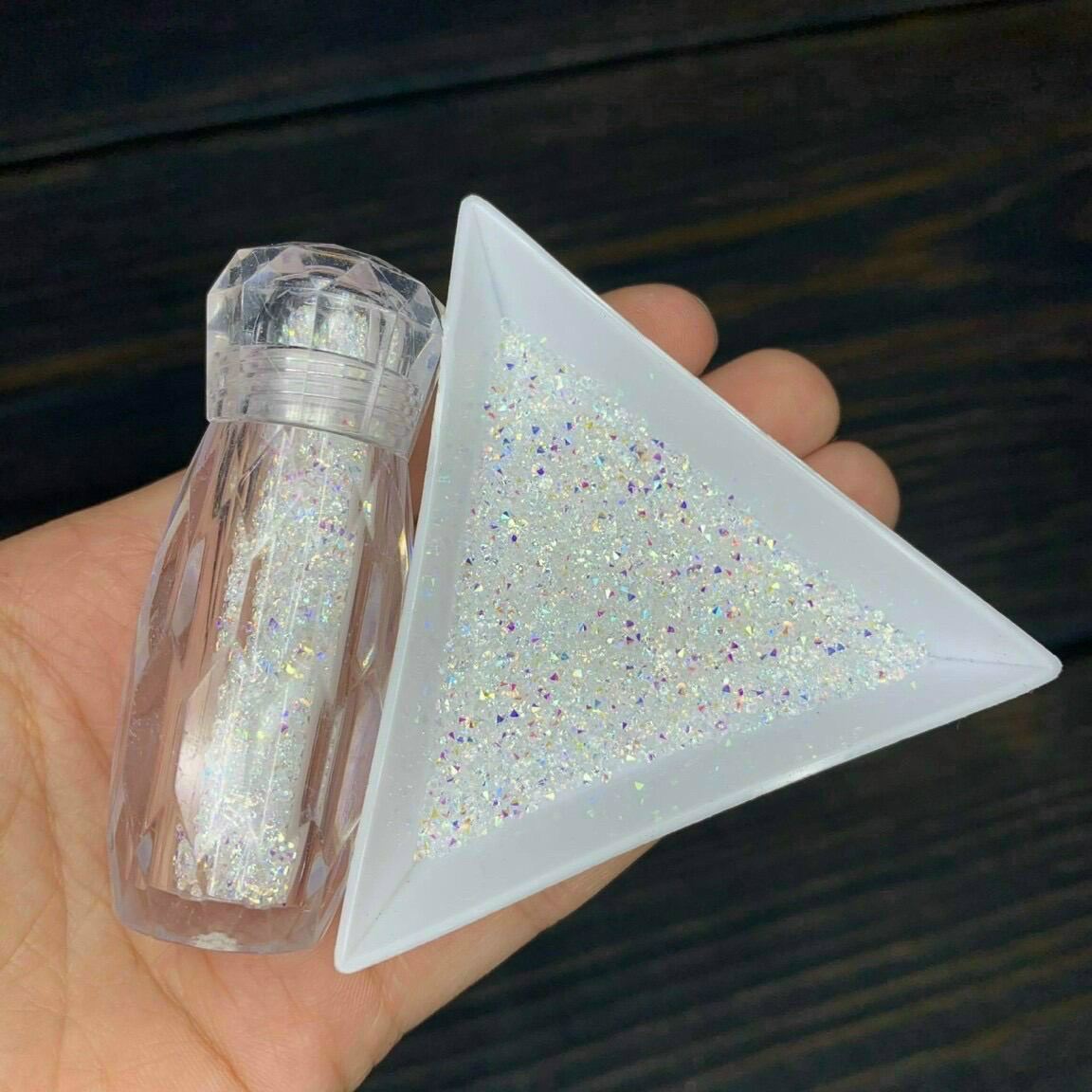 Đá rắc móng kim cương siêu sáng