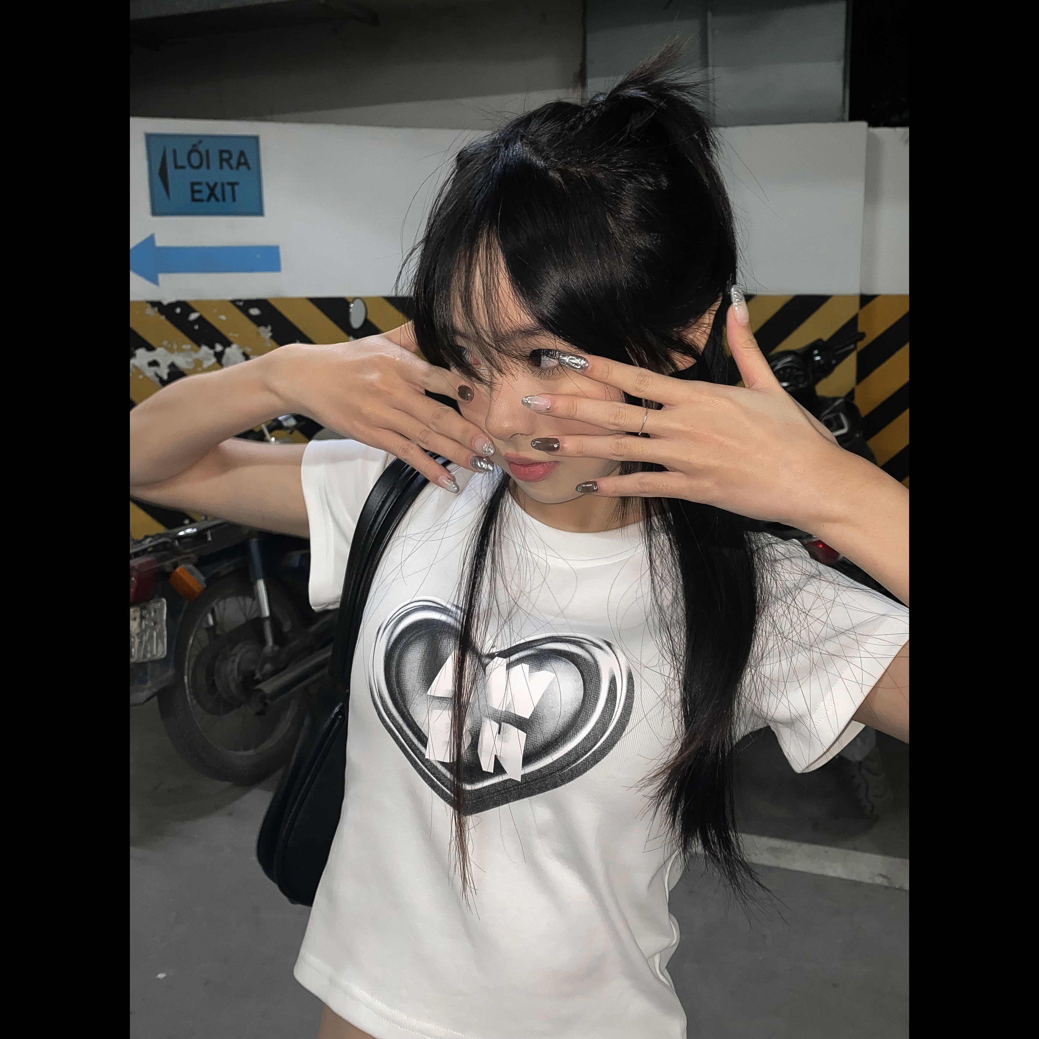 Áo Thun Nữ Oh - Babytee PRADIES Black Heart