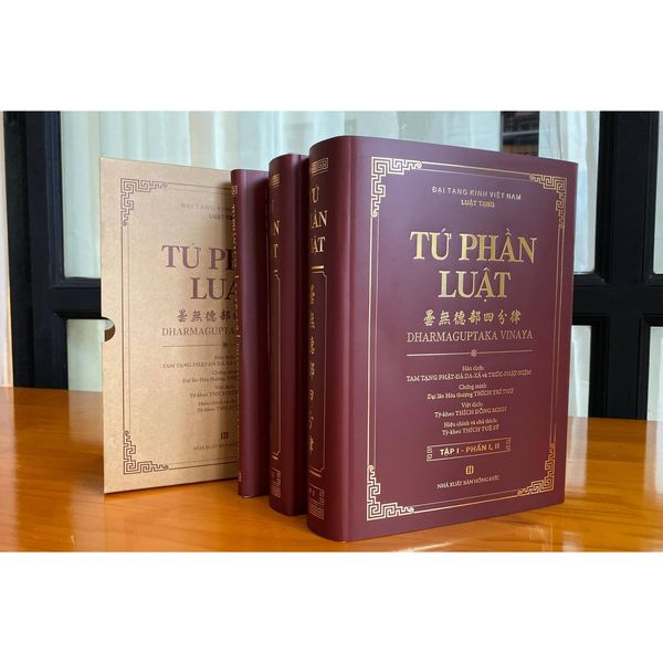 TỨ PHẦN LUẬT (Bộ 3 quyển)
