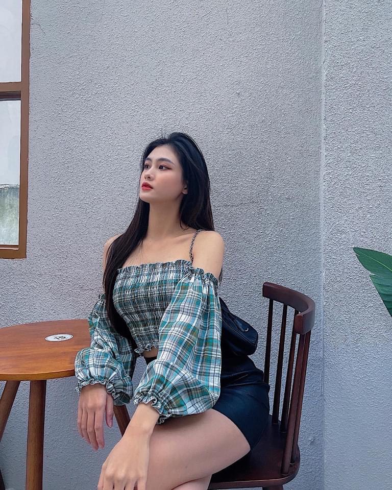 ÁO CROP BẸT VAI BO THUN