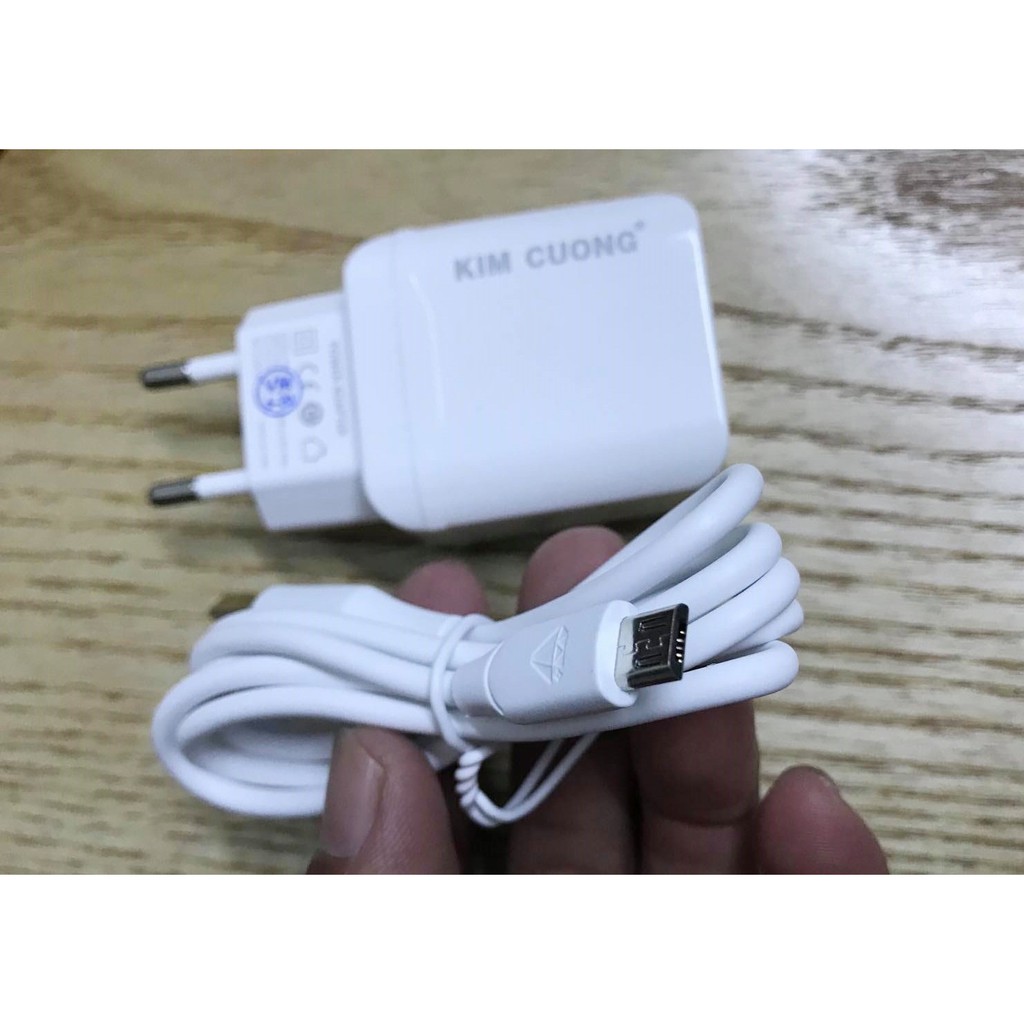 Bộ Sạc KIM CƯƠNG KMG 602X 3.0A MAX  kèm cáp micro usb