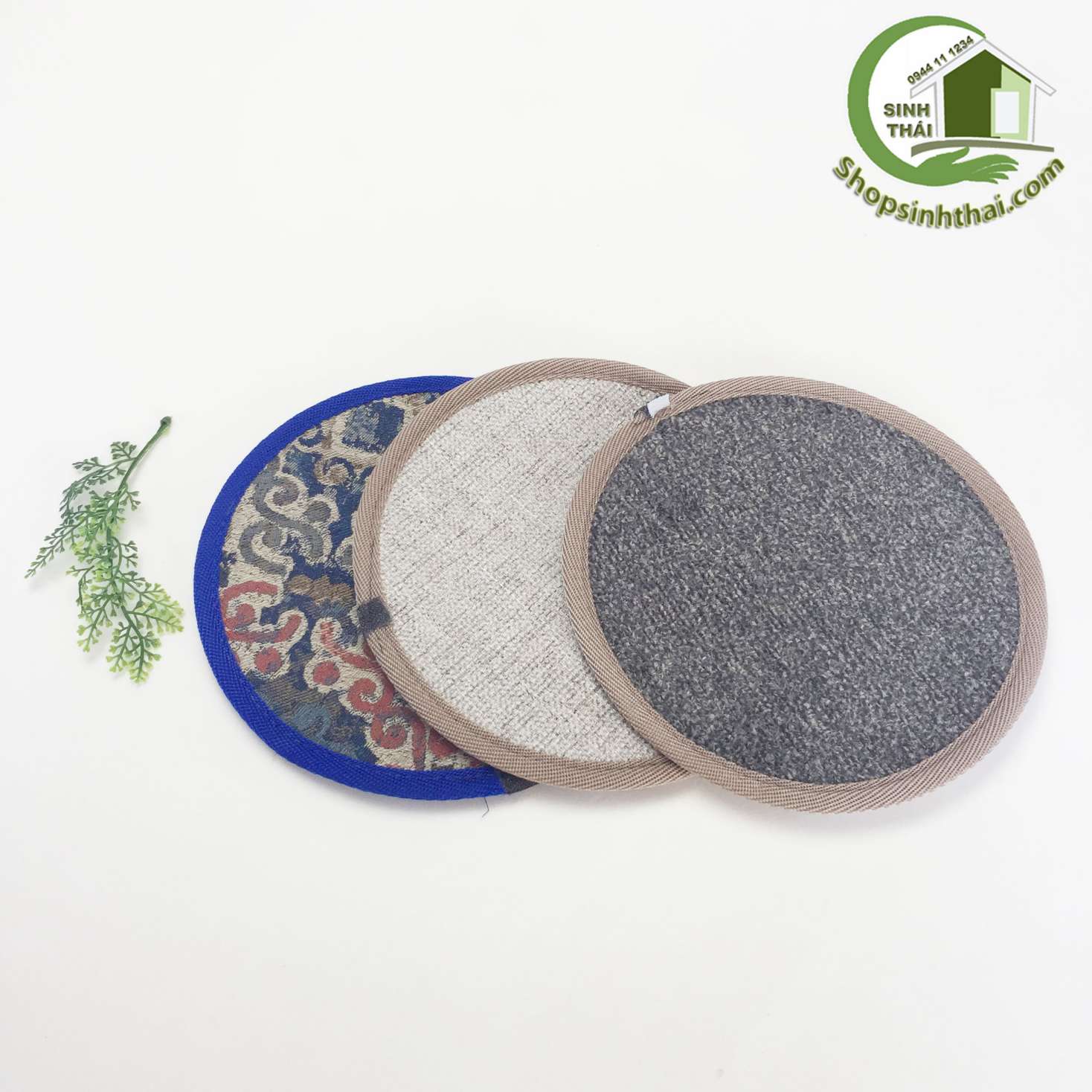 [HCM]Miếng lót nồi bằng vải dày hình tròn 22cm - tấm lót nồi cao cấp - giao màu ngẫu nhiên