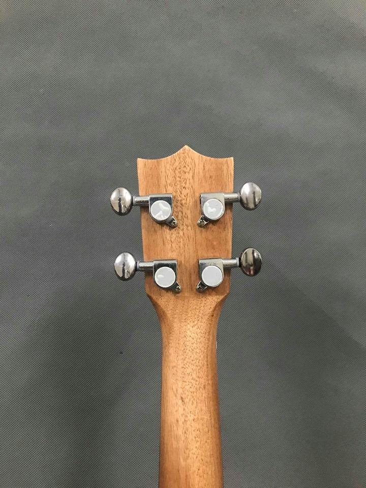 ĐÀN UKULELE CONCERT KHUYẾT ACAR