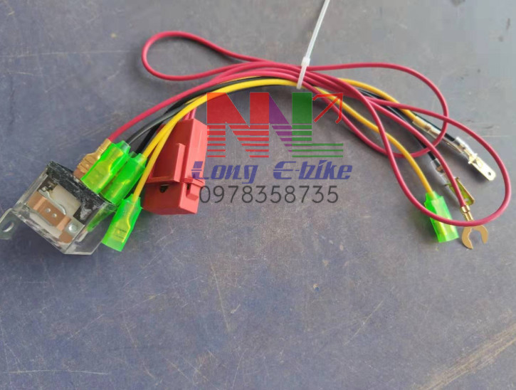 rơ le 12v - 24v 4 chân