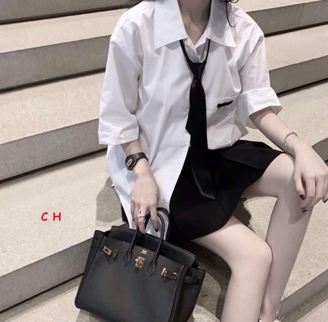 Áo sơ mi logo đen túi ngực coh0220