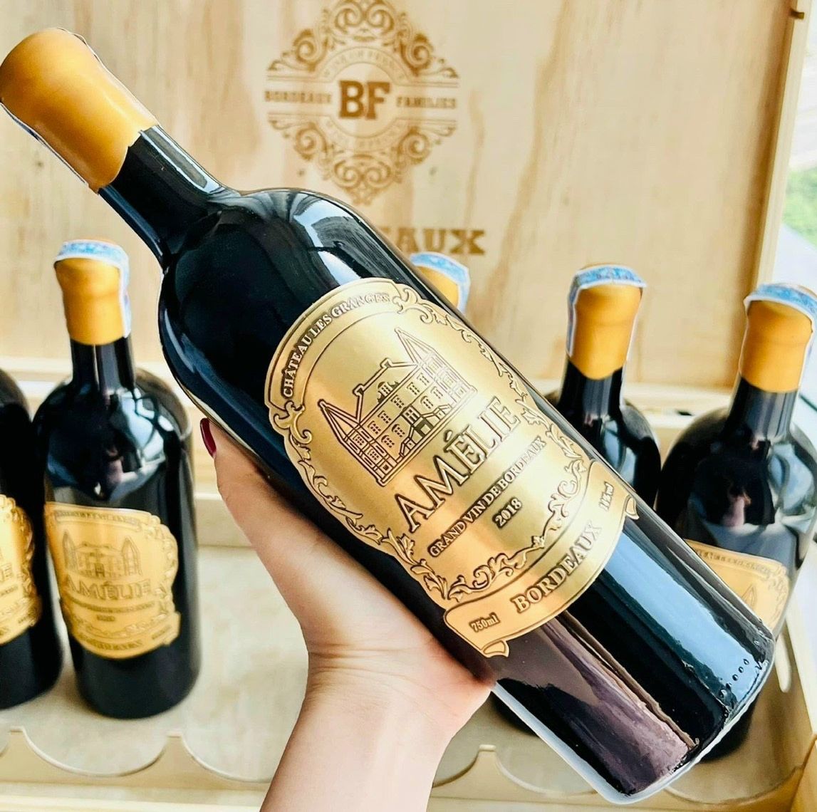 Vang Pháp Amelie 750 ml nhập khẩu - Nho không qua chưng cất
