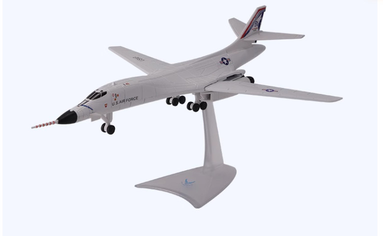 [HCM]Mô hình Máy bay ném bom B-1b Test Progam 1:144