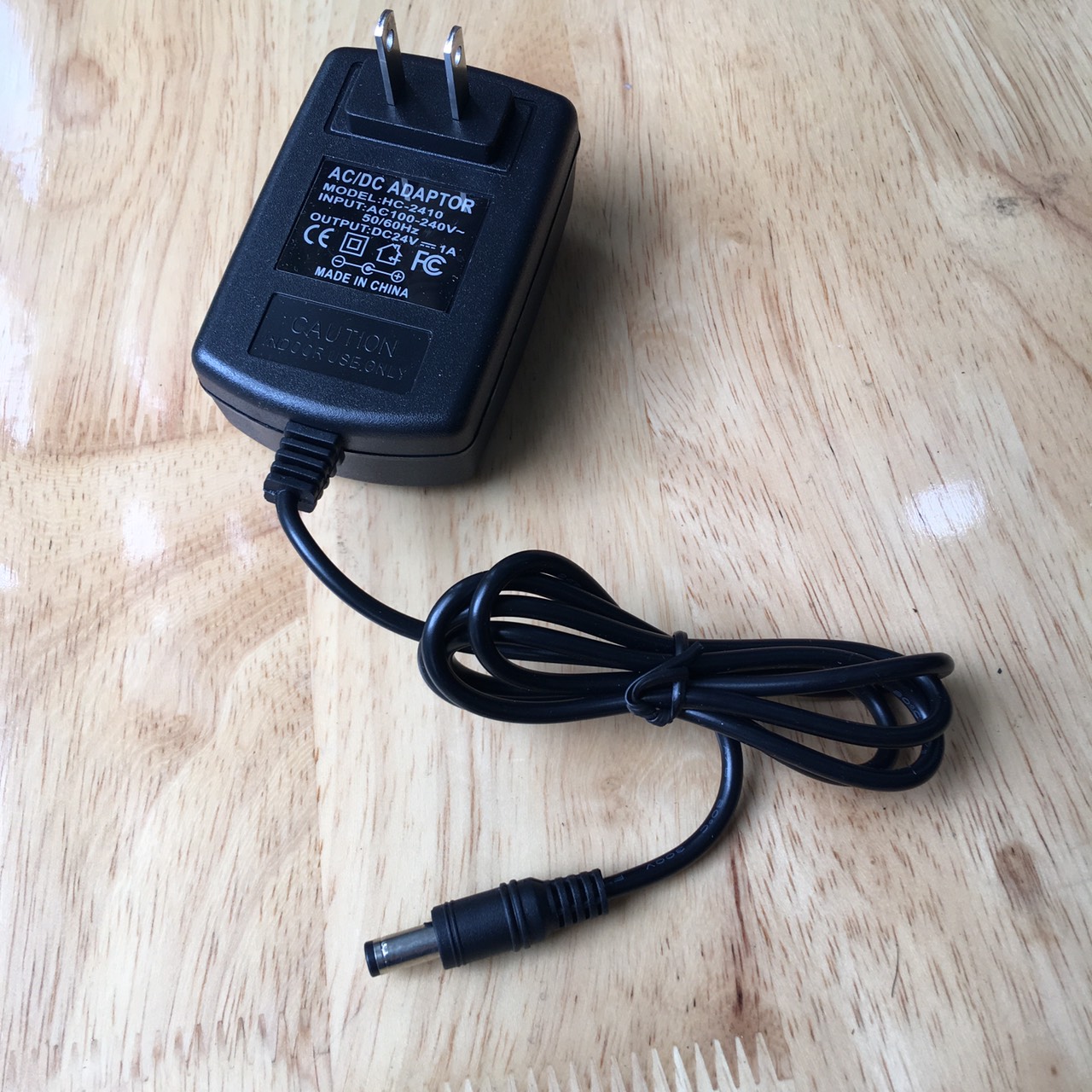 Động Cơ Phun Sương tạo ẩm 12 LED – Động cơ tạo hơi nước – Nguồn Adapter 24V 1A