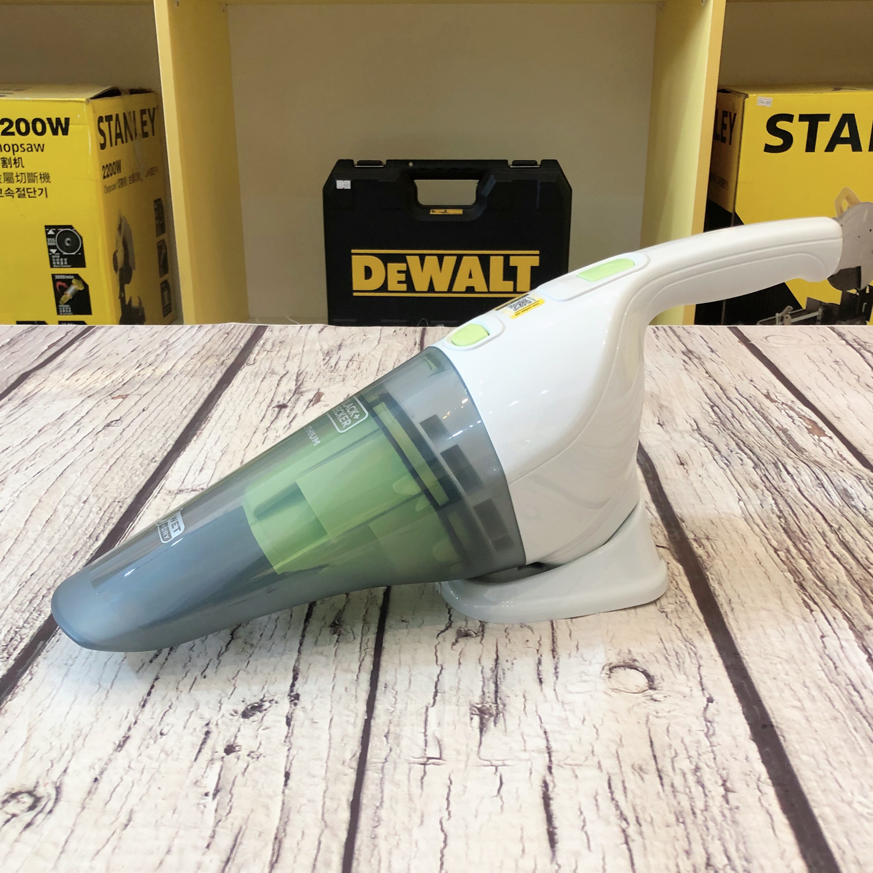 [HCM]Máy Hút Bụi Ướt Khô Black&Decker Dùng Pin WD7201G