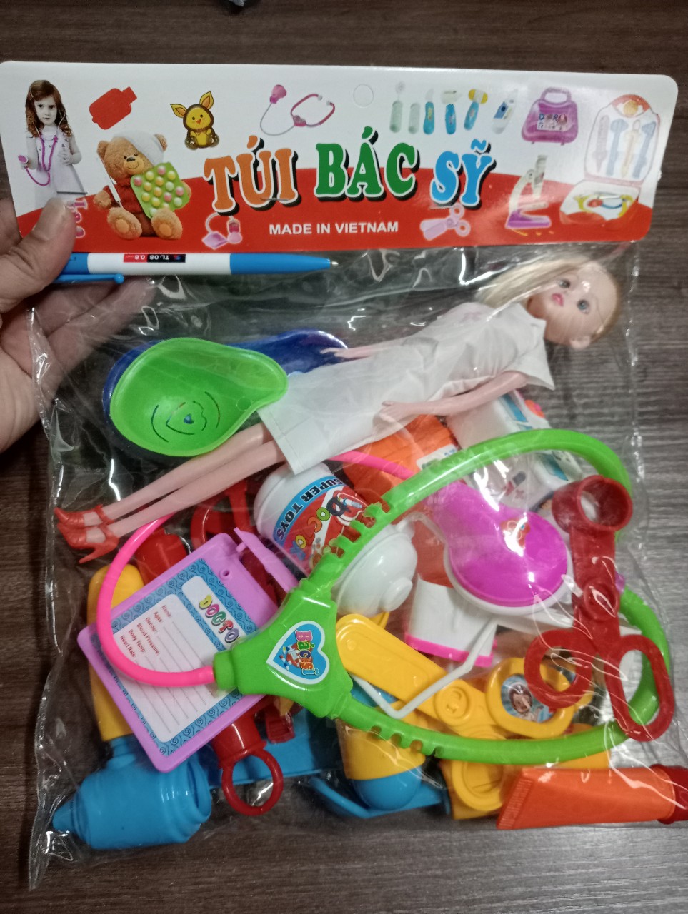 Đồ chơi bé tập làm bác sĩ