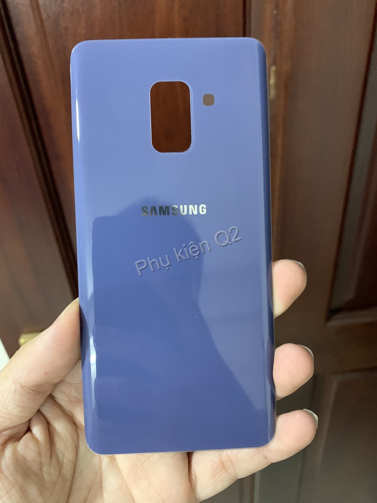 Nắp lưng kính Samsung A530 / A8 kính lưng thay thế